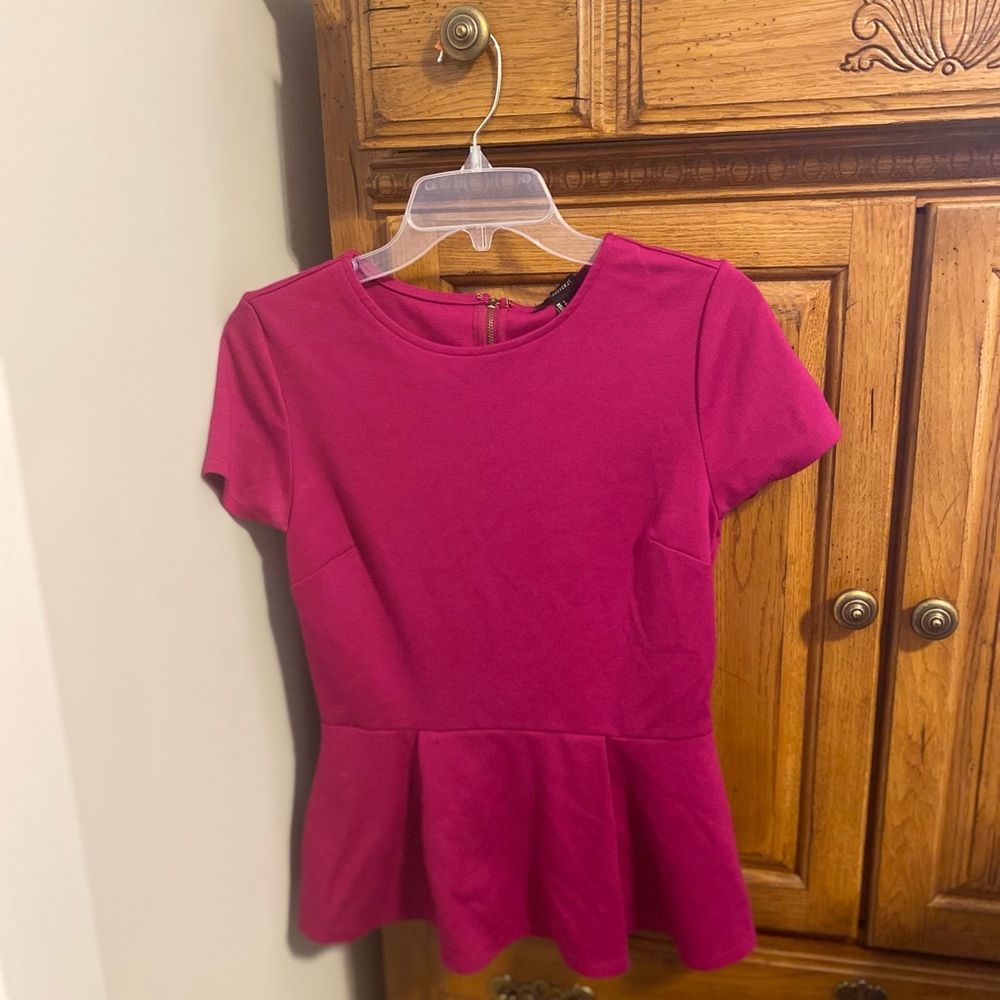 Forever 21 pink peplum top